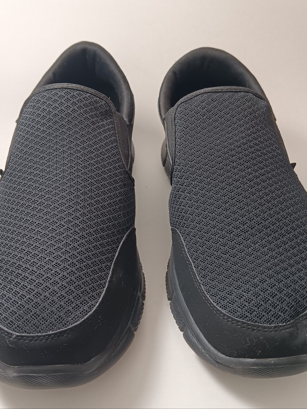 Men's Slip-On Mesh Comfort Shoes - Black